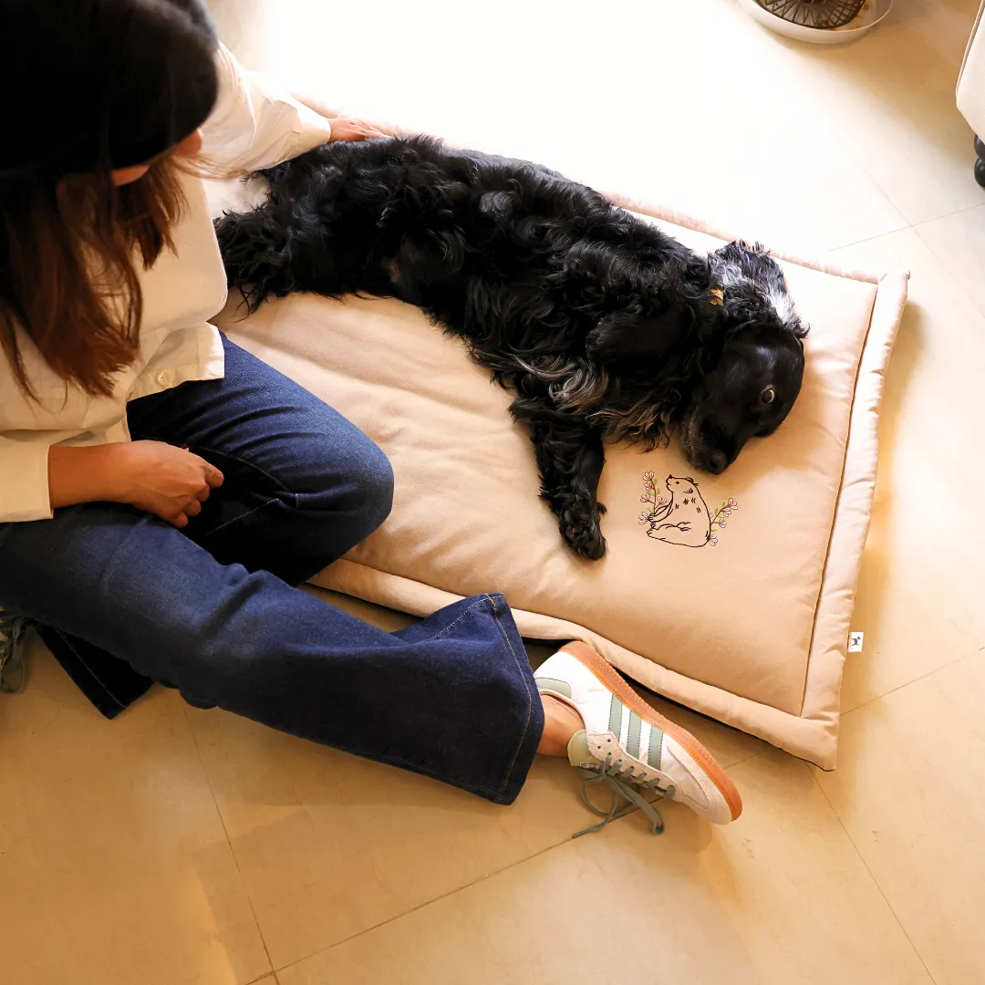 PoochMate Beige Oxford Cotton Bear Dog Mat